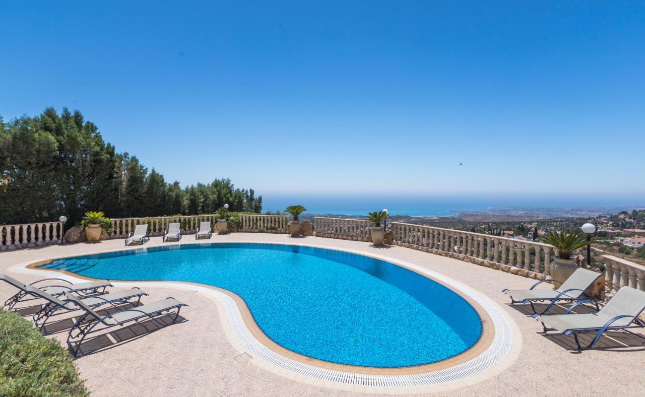 Resitour - Kamares Village Pafos Zewnętrze zdjęcie
