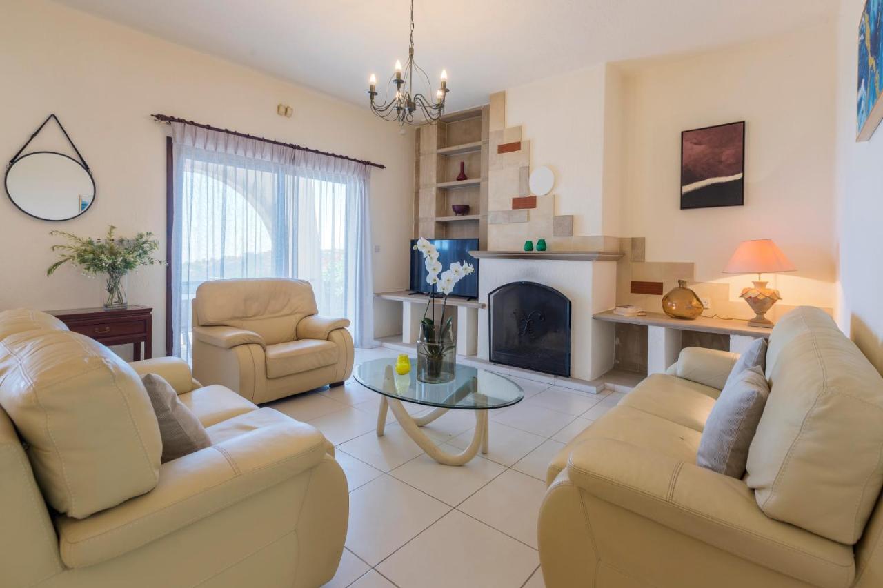 Resitour - Kamares Village Pafos Zewnętrze zdjęcie